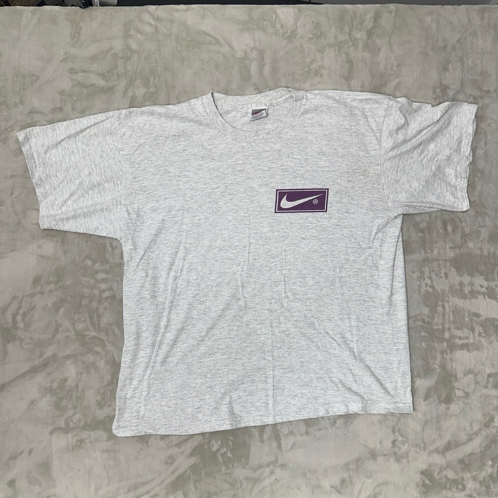 89-94 Vintage Nike Shirt Size L